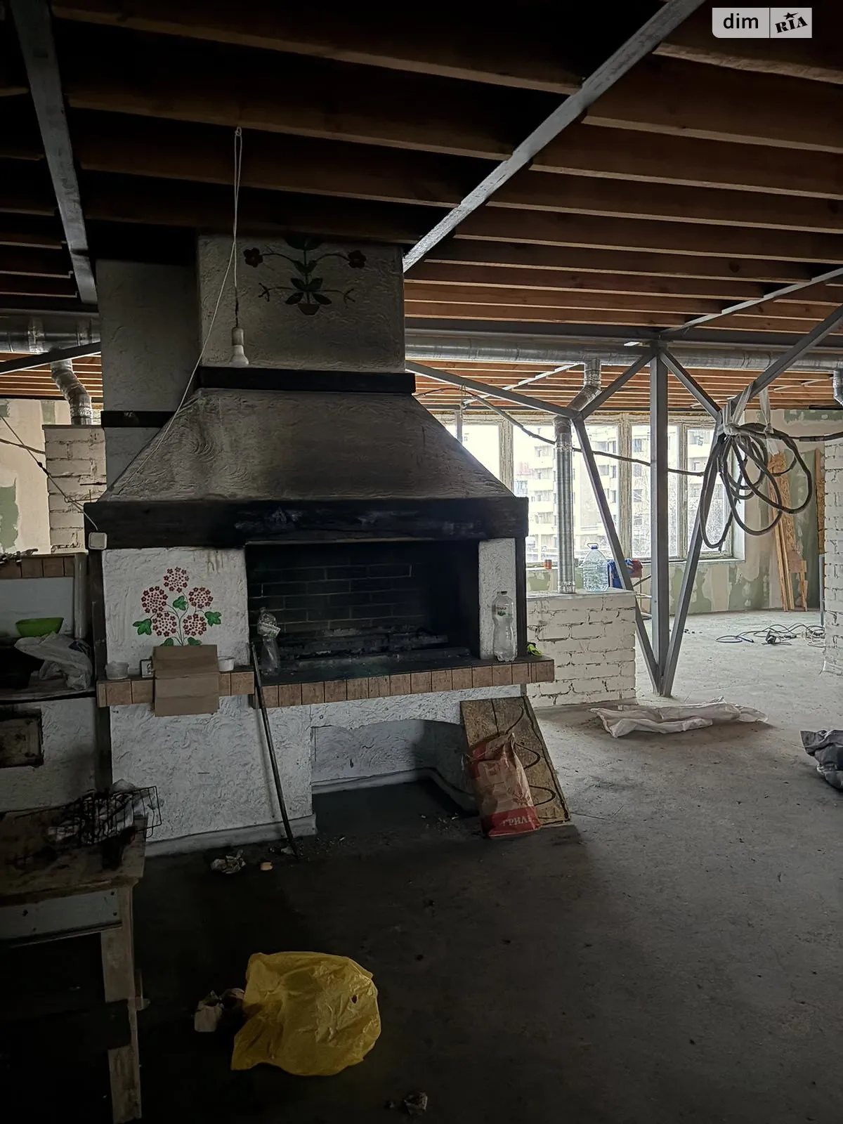 Продается помещения свободного назначения 407.7 кв. м в 3-этажном здании, цена: 200000 $ - фото 1