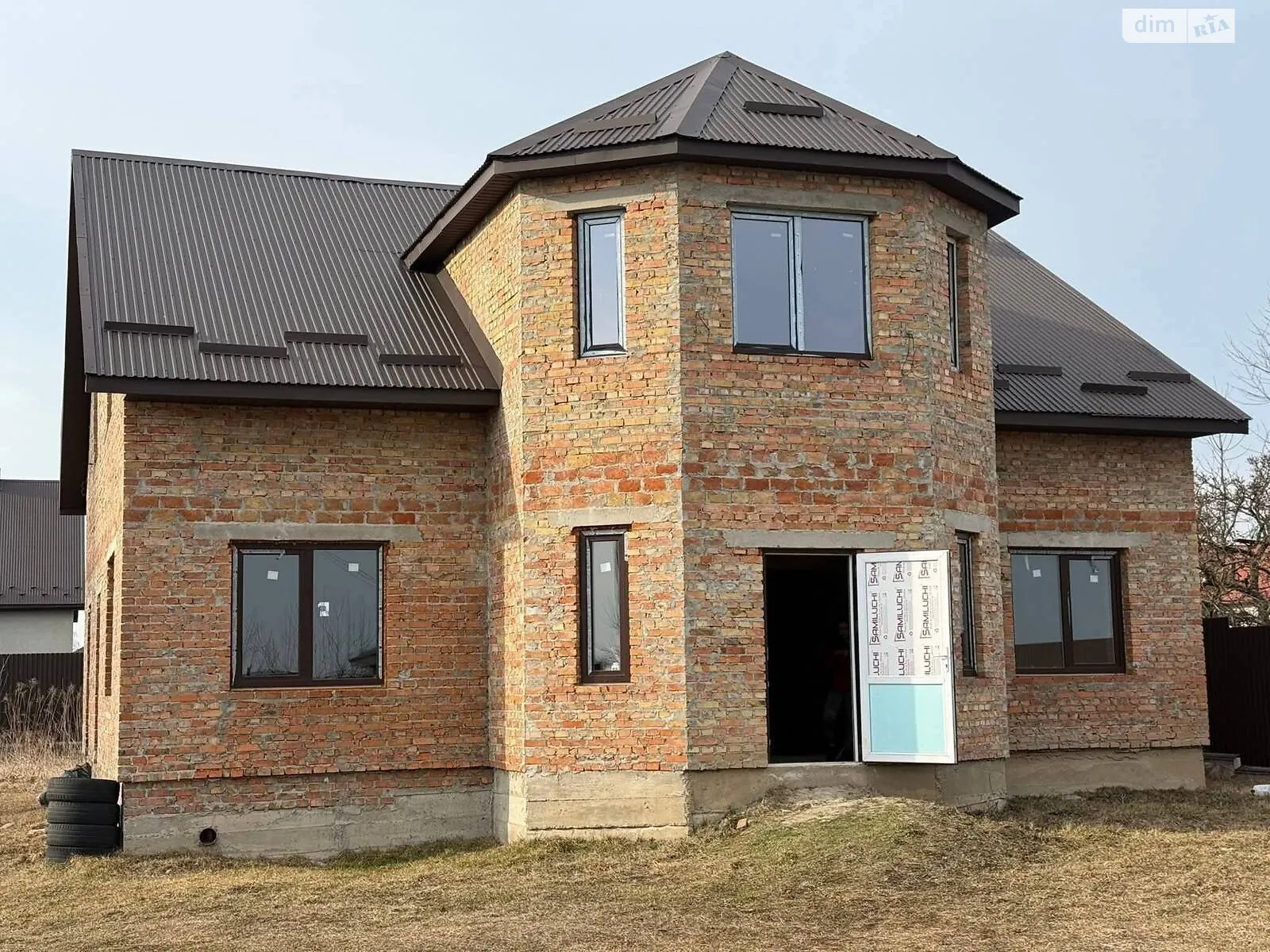 Продается дом на 2 этажа 147 кв. м с балконом, цена: 89000 $ - фото 1