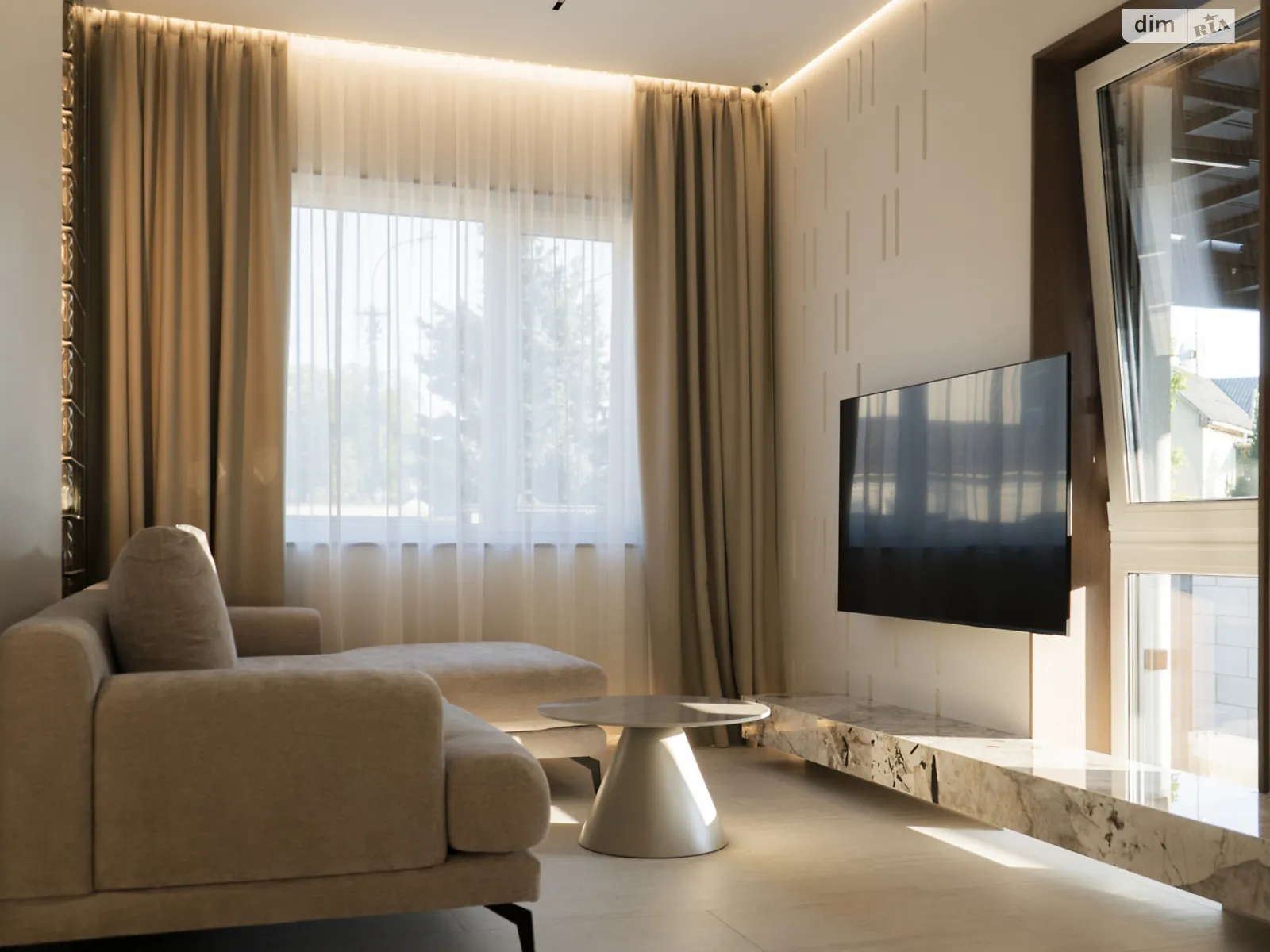 ул. Александра Попадинца, 30 Свепомоц Ужгород, цена: 2500 $ - фото 1