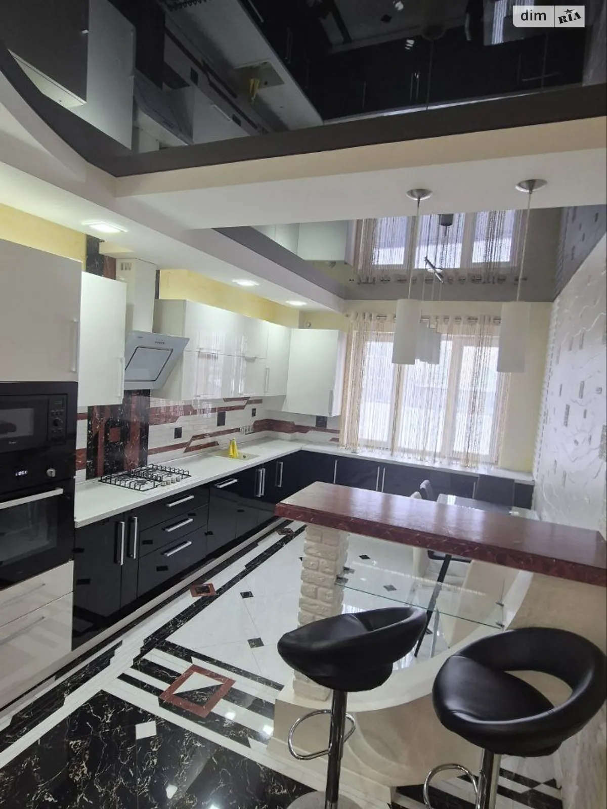 Сдается в аренду 2-комнатная квартира 110 кв. м в Белой Церкви, ул. Николая Леонтовича(Лермонтова), 4 - фото 1