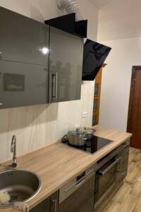 Довгострокова оренда частини будинку, Львівська, Карачинів, Польова вулиця