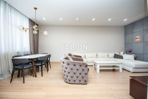 Продаж квартири, Київ, р‑н. Голосіїв, ст.м. Виставковий центр, Юлії Здановської (Михайла Ломоносова) вулиця, буд. 71Г