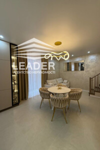 Продаж таунхауса, Вінницька, Агрономічне, Традиційна вулиця