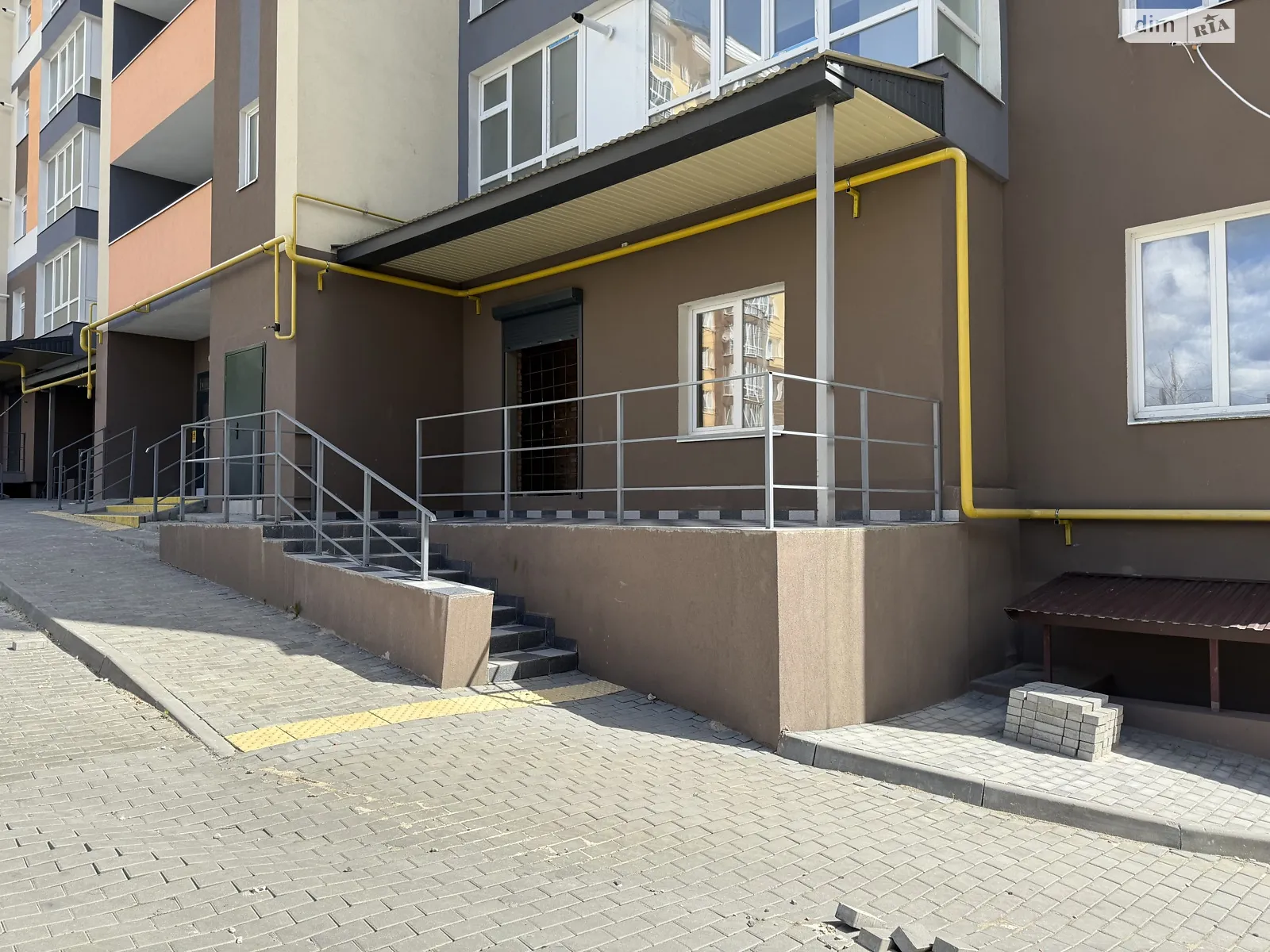 Продается помещения свободного назначения 62.6 кв. м в 10-этажном здании, цена: 65999 $ - фото 1