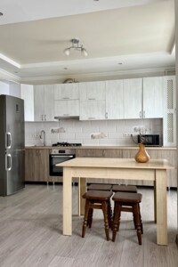 Довгострокова оренда квартири, Рівне, р‑н. Південний, Щаслива вулиця, буд. 14, кв. 51