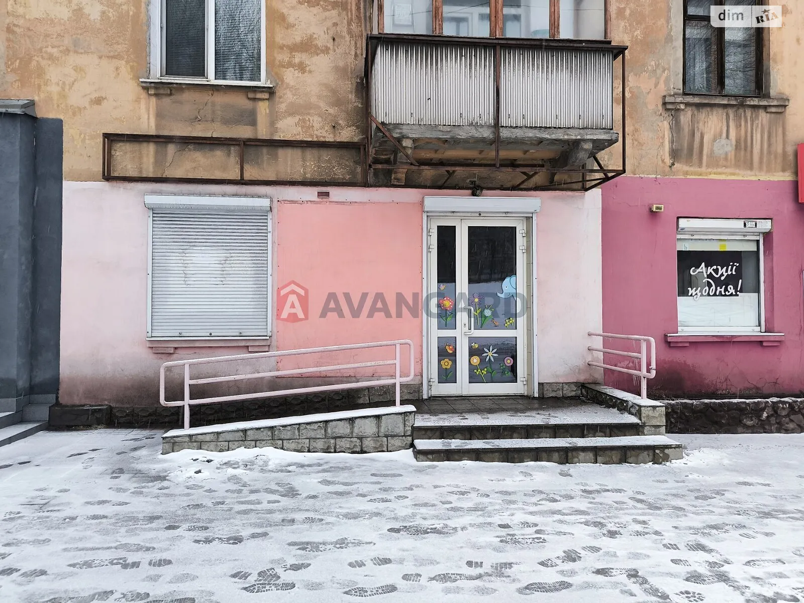 Продається об'єкт сфери послуг 61.5 кв. м в 2-поверховій будівлі, цена: 36999 $ - фото 1