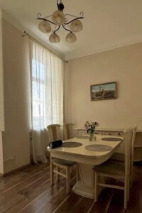 Продажа квартиры, Харьков, р‑н. Нагорный (Киевский), ст.м. Ярослава Мудрого, Гиршмана улица, дом 17