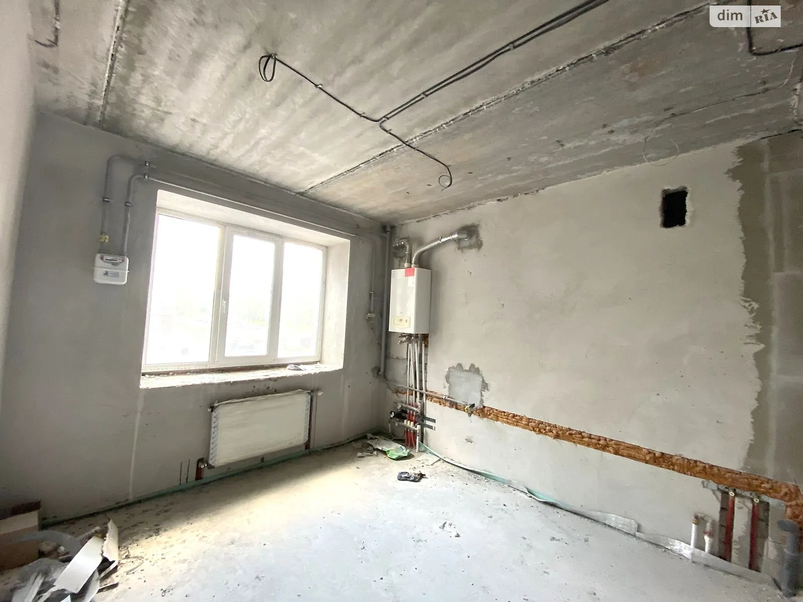 Продається 2-кімнатна квартира 70.5 кв. м у Черкасах, вул. Вергая Віталія, 10 - фото 1