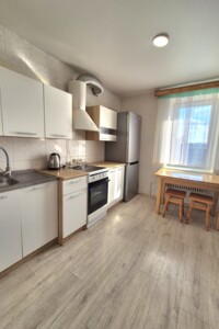 Продаж квартири, Рівне, р‑н. Дозорцева, Льонокомбінатівська вулиця