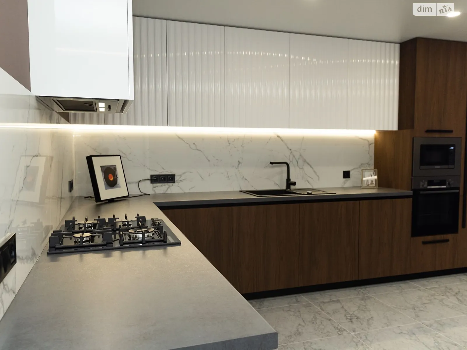 2-комнатная квартира 69 кв. м в Тернополе, ул. Ольховая, 11А - фото 1