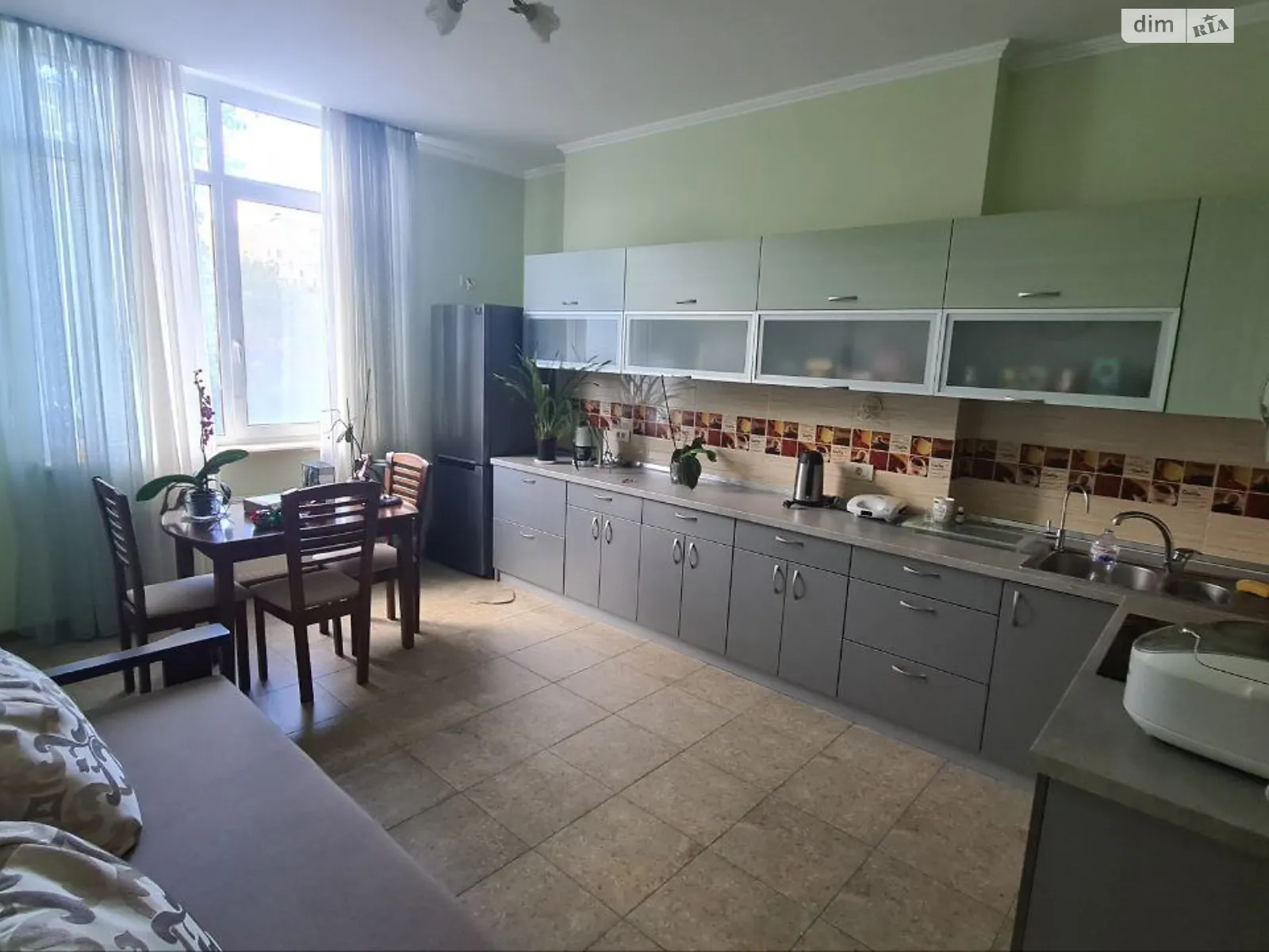 Продается 1-комнатная квартира 55.6 кв. м в Одессе, бул. Французский, 22 корпус 4 - фото 1