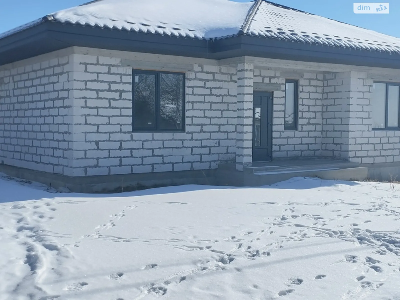 Продается одноэтажный дом 125 кв. м с камином, цена: 86000 $ - фото 1