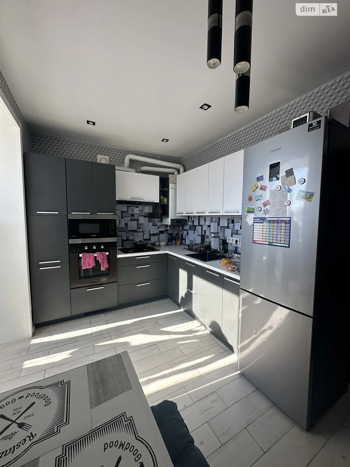 Продается 2-комнатная квартира 51.1 кв. м в Ирпене, ул. Григория Сковороды, 11/1 - фото 1