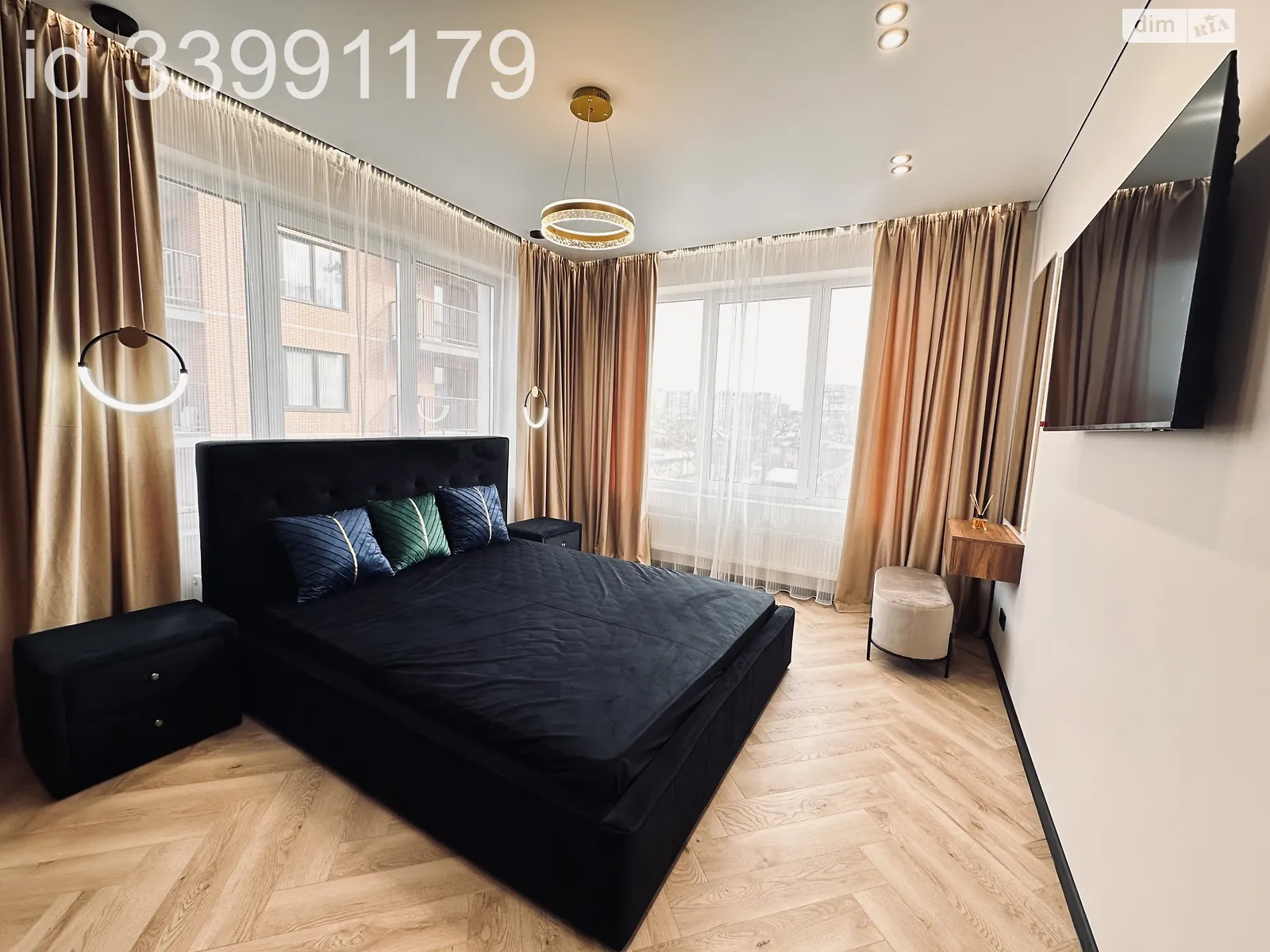 Продается 1-комнатная квартира 42 кв. м в Львове, ул. Леонида Перфецкого, 6 - фото 1