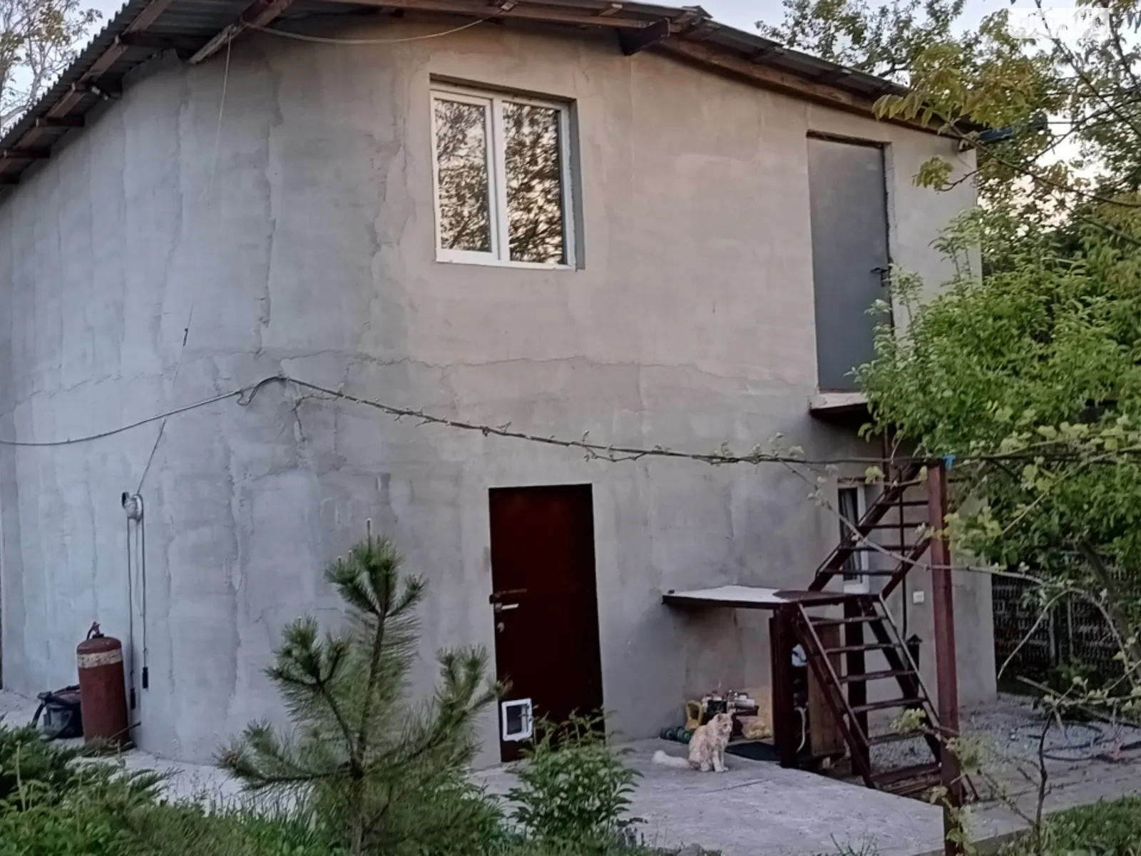 Продается дом на 2 этажа 64 кв. м с верандой, цена: 33000 $ - фото 1