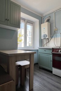 Долгосрочная аренда квартиры, Ровно, р‑н. Центр, 16 Июля улица