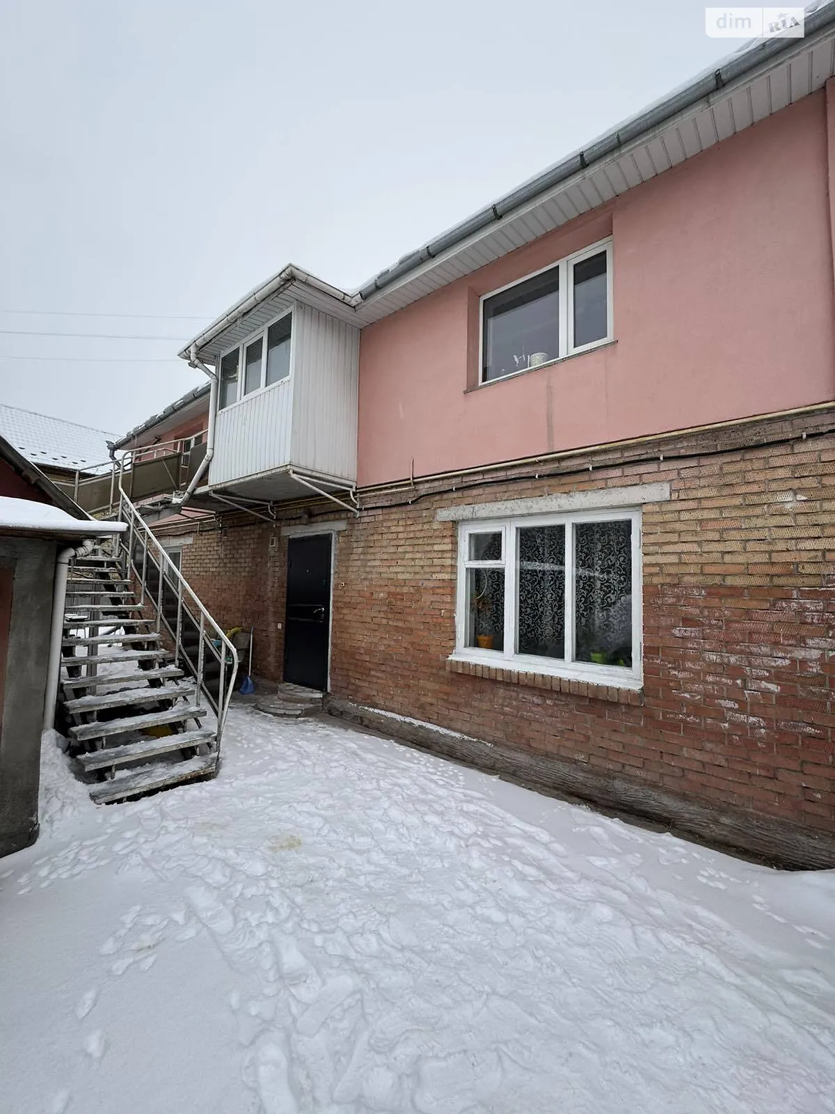 Продается дом на 2 этажа 148 кв. м с баней/сауной, цена: 82000 $ - фото 1