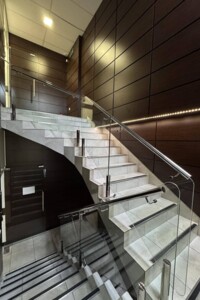 Довгострокова оренда офісного приміщення, Чернівці, р‑н. Шевченківський, Героїв Майдану вулиця, буд. 31