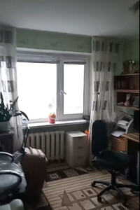 Продаж квартири, Київ, Лаврська вулиця, буд. 4