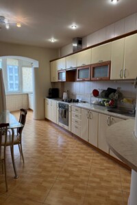 Продаж квартири, Хмельницький, р‑н. Центр, Свободи вулиця, буд. 19