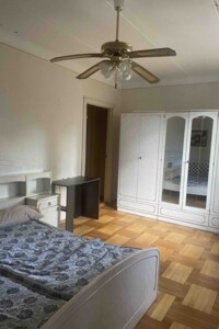 Долгосрочная аренда комнаты, Тернополь, р‑н. Центр, Богатая улица, дом 9