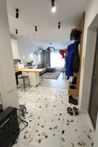 Продажа квартиры, Ивано-Франковск, р‑н. Центр, Высочана Семена улица