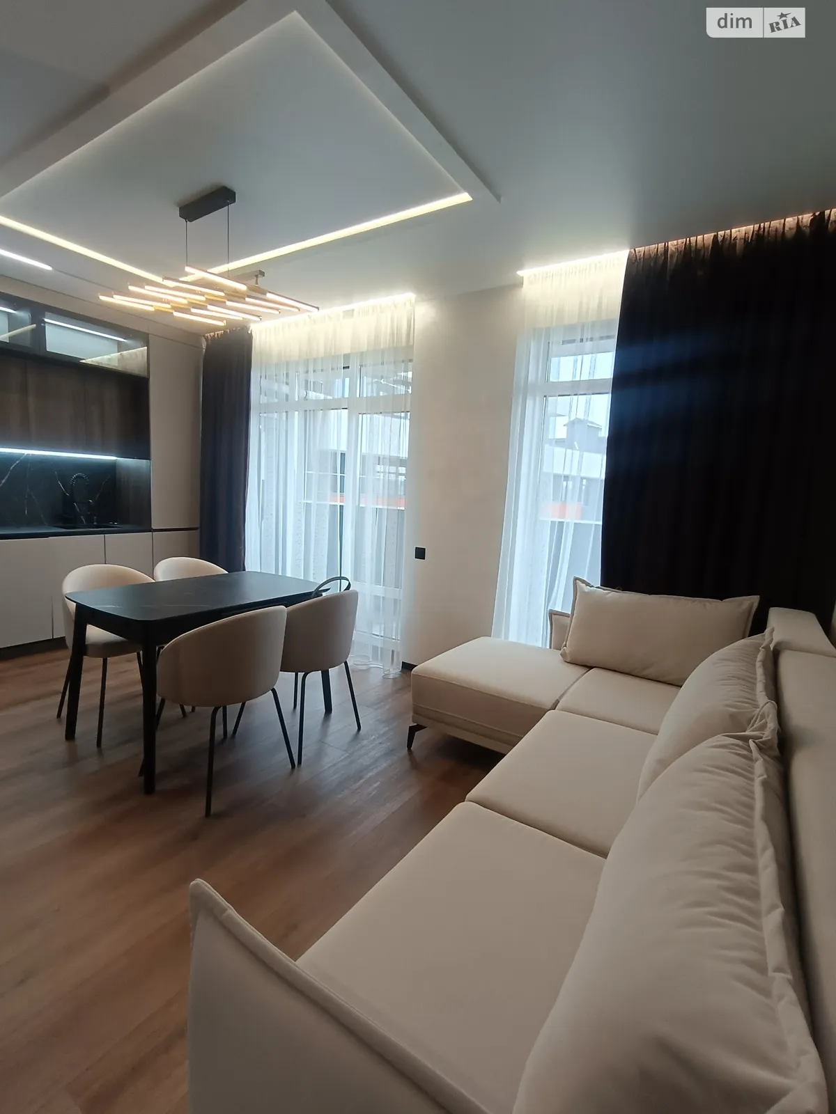 1-комнатная квартира 37.4 кв. м в Тернополе, ул. Торговица(Живова Анатолия), 19 - фото 1