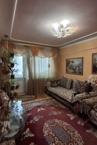 Продажа квартиры, Тернополь, р‑н. Восточный, Героев Крут (Черняховского Генерала) улица, дом 11