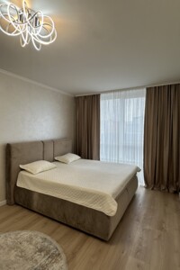 Довгострокова оренда квартири, Рівне, р‑н. Центр, Саймона Сміта (Толстого Льва) вулиця, буд. 10