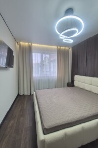 Продажа квартиры, Ивано-Франковск, р‑н. Центр, Высочана Семена улица, дом 18, кв. 55