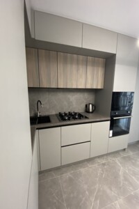 Продажа квартиры, Ивано-Франковск, р‑н. Княгинин, Юліана Пелеша (Крайковского) улица, дом 3 корпус 6, кв. 138