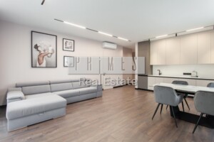 Долгосрочная аренда квартиры, Киев, р‑н. Черная Гора, ст.м. Зверинецкая(Дружбы народов), Андрея Верхогляда (Драгомирова) улица, дом 17В