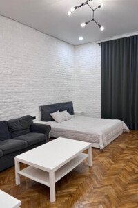 Долгосрочная аренда квартиры, Львов, р‑н. Центр, Шептицких улица, дом 10