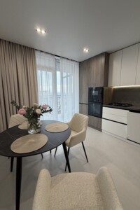 Продажа квартиры, Ивано-Франковск, р‑н. Княгинин, Юліана Пелеша (Крайковского) улица