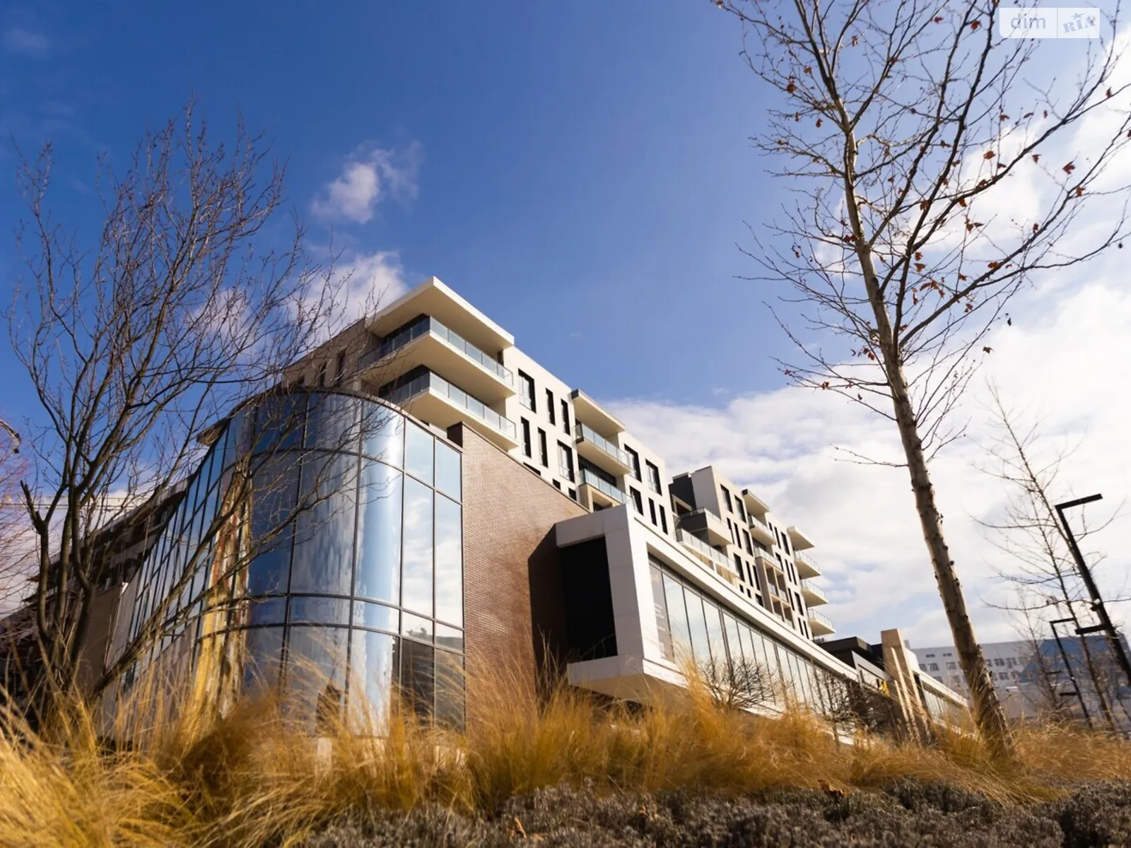 Продається 2-кімнатна квартира 81.2 кв. м у Ужгороді, вул. Мальовнича, 8 - фото 1