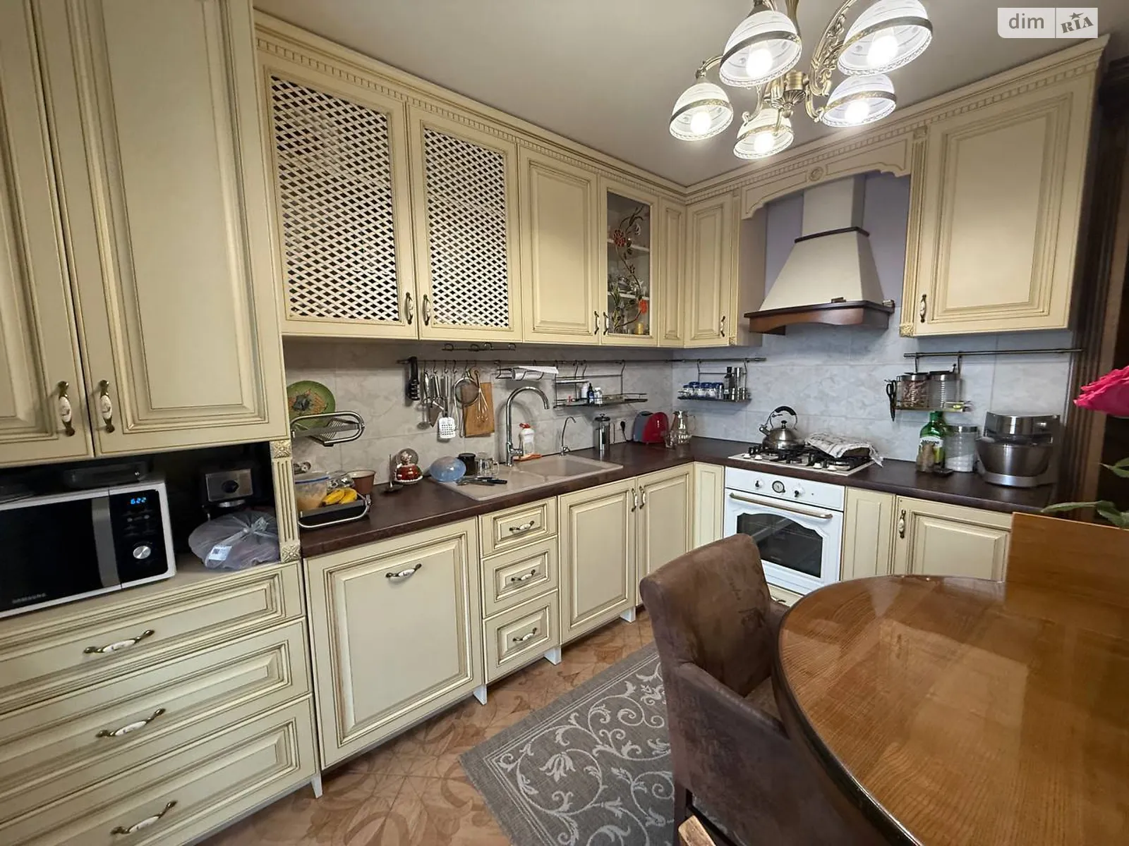 2-комнатная квартира 69.7 кв. м в Тернополе, просп. Бандеры Степана - фото 1