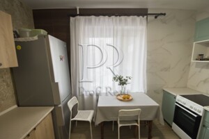 Продажа квартиры, Киев, р‑н. Академгородок, ст.м. Академгородок, Чернобыльская улица, дом 24/26