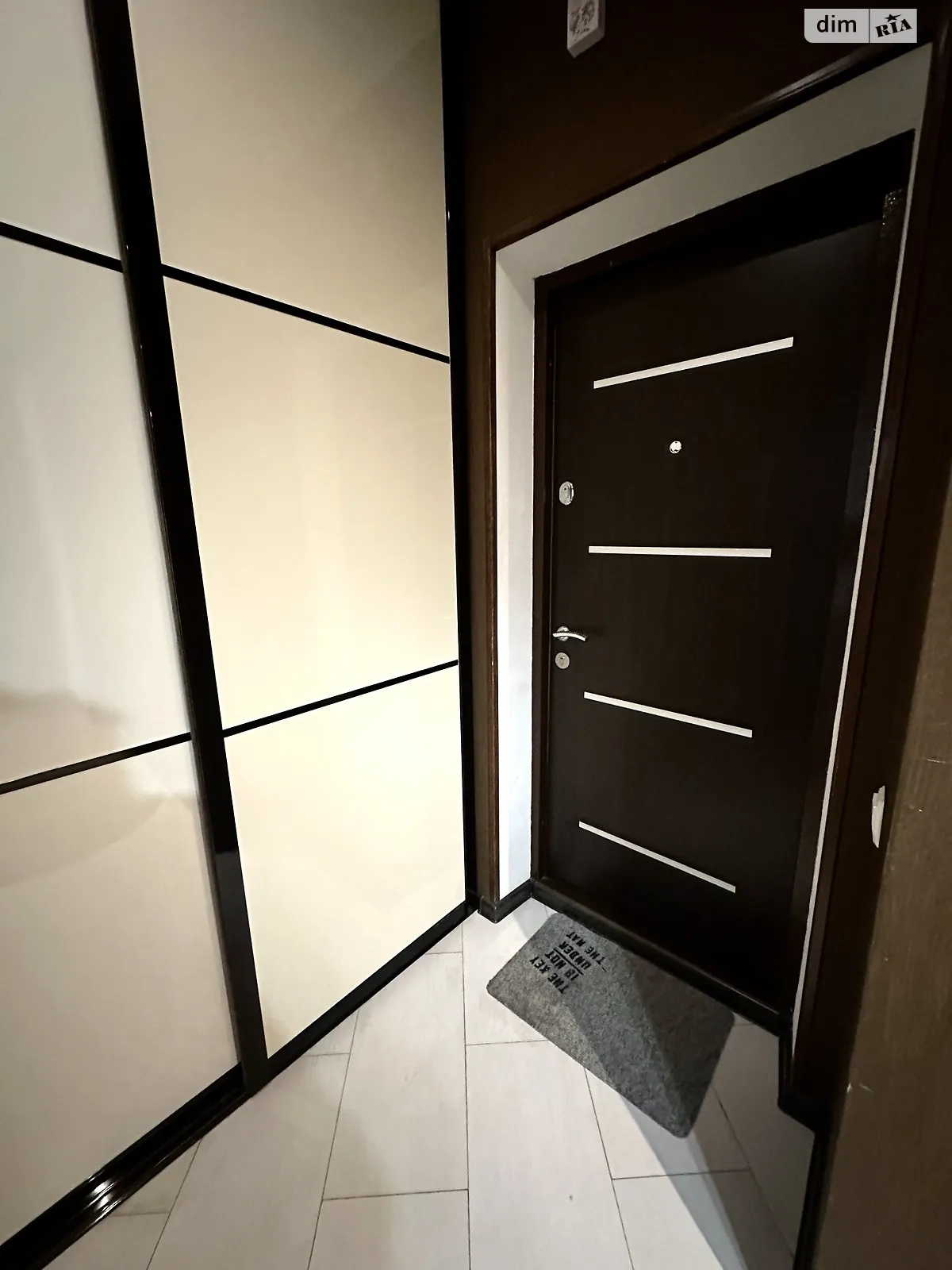 ул. Юлии Здановской(Ломоносова), 50/2 Теремки-2 Киев ЖК Лико-Град 3 Выставочный центр - фото 1