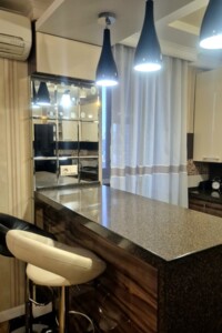 Продажа квартиры, Винница, р‑н. Старый город, Брацлавская (Островского) улица, дом 39