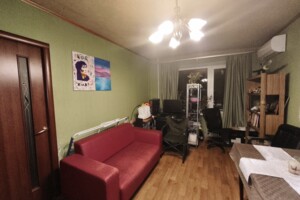 Продаж квартири, Дніпро, р‑н. Тополя-1, Тополя-1 масив, буд. 7