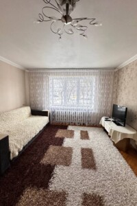 Долгосрочная аренда квартиры, Ровно, р‑н. Железнодорожный, Небесной Сотни улица