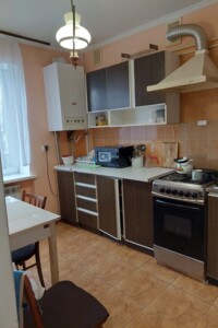 Довгострокова оренда квартири, Львівська, Трускавець, Бориславська вулиця, буд. 38