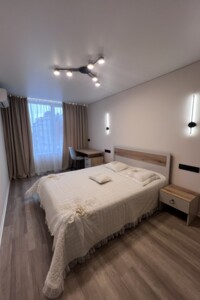 Продажа квартиры, Ивано-Франковск, р‑н. Коновальца Чорновола, Бандеры Степана улица, дом 77В