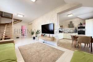 Продаж квартири, Ужгород, р‑н. Компотний, Єнківська вулиця