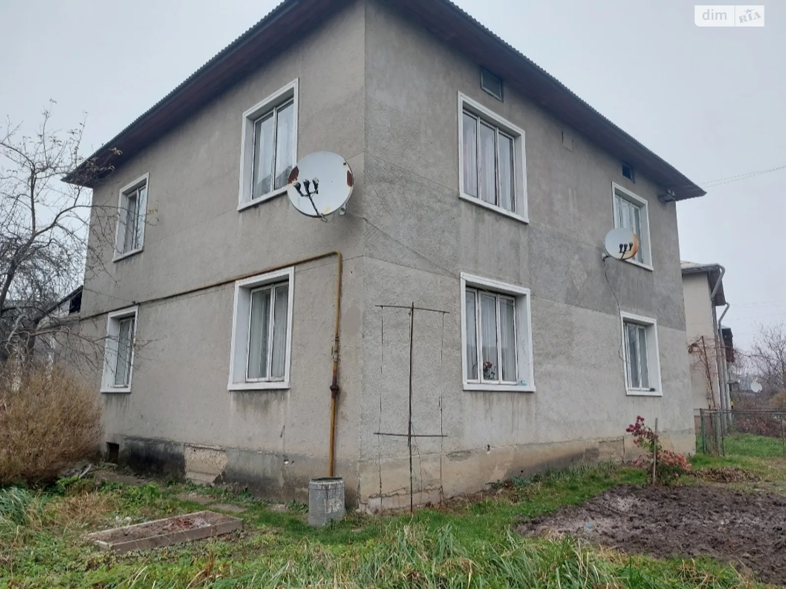 Продается дом на 2 этажа 222.8 кв. м с гаражом, цена: 33500 $ - фото 1