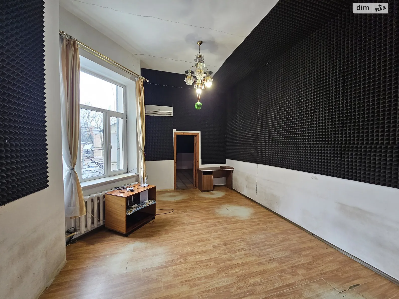 2-комнатная квартира 56 кв. м в Тернополе, ул. Русская, 42 - фото 1