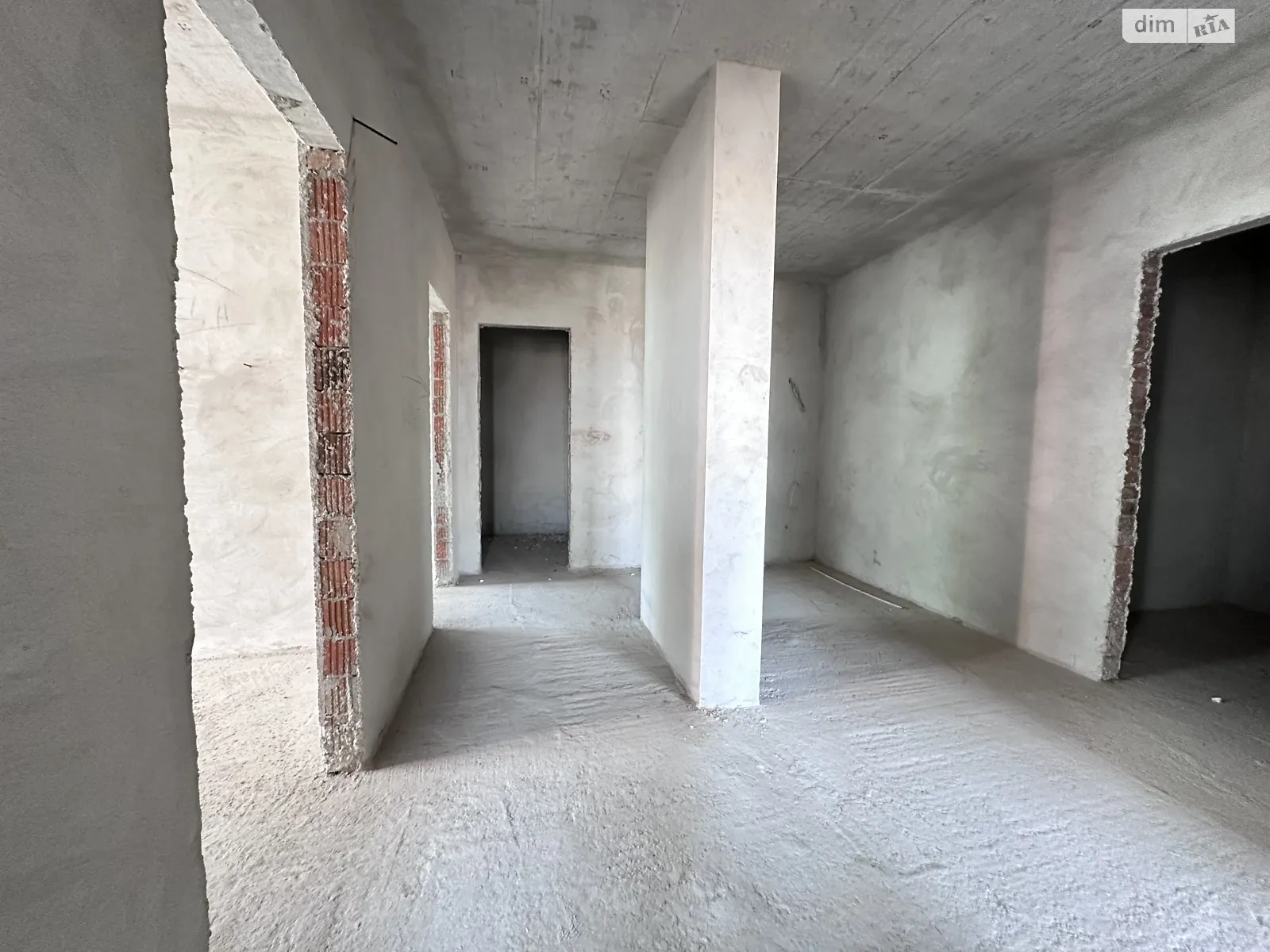 Продается 3-комнатная квартира 85.5 кв. м в Криховцах, ул. Приозерная - фото 1