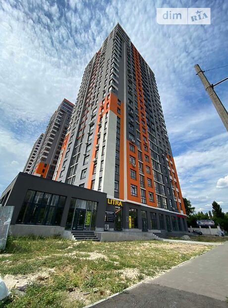 Київ, Пріорка, вул. Миколи Гулака, 4