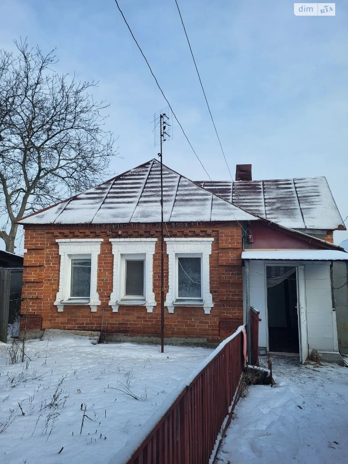 Продается одноэтажный дом 77 кв. м с камином, цена: 25600 $ - фото 1