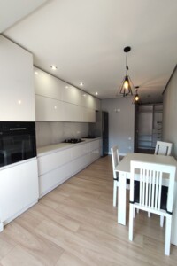 Продаж квартири, Івано-Франківськ, р‑н. Бам, Гетьмана П. Дорошенка вулиця